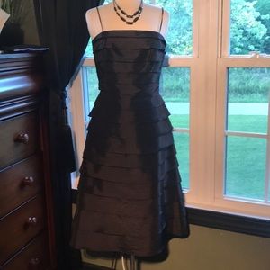 Beautiful dress by Belsoie. Pleat ovr pleat.